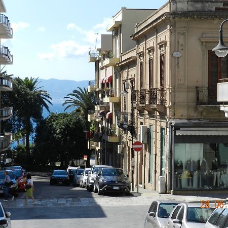 La Casa Di Anna B&B Ρέτζιο ντι Καλάμπρια Εξωτερικό φωτογραφία