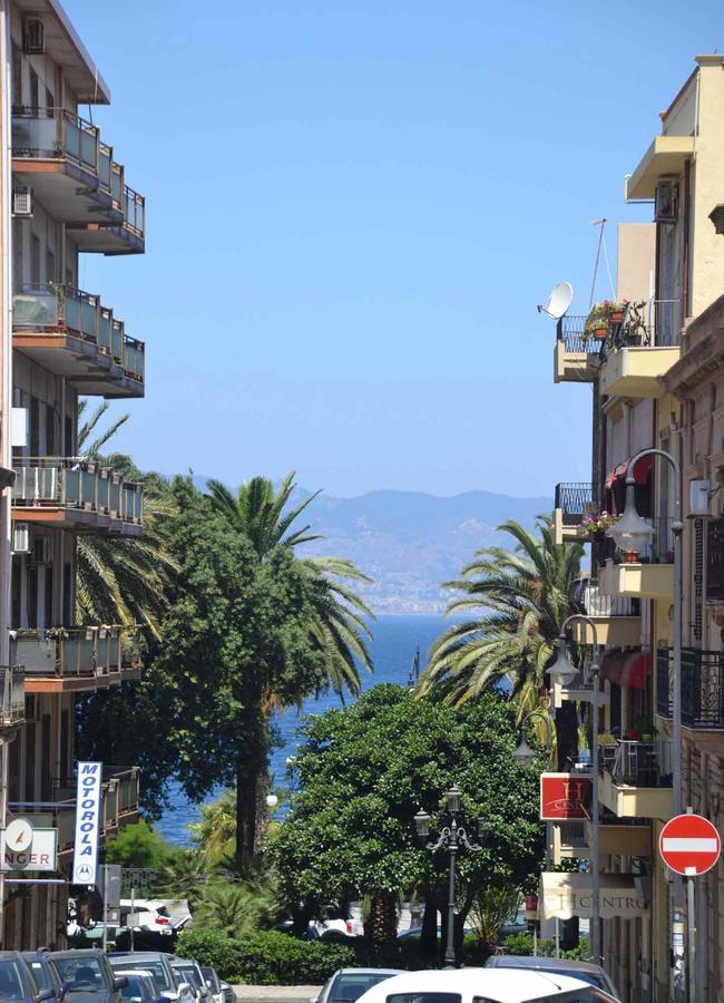 La Casa Di Anna B&B Ρέτζιο ντι Καλάμπρια Εξωτερικό φωτογραφία